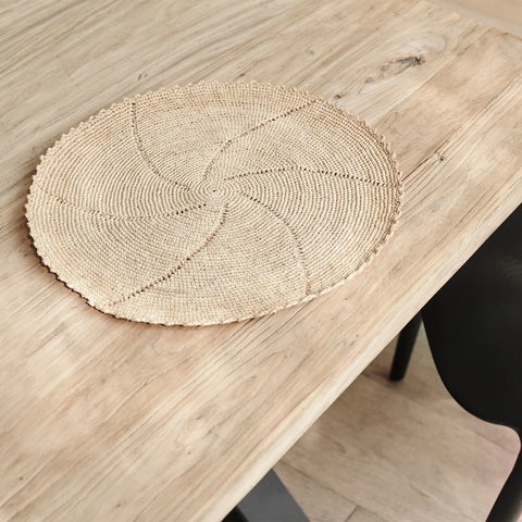 Round Raffia Placemat - Natural