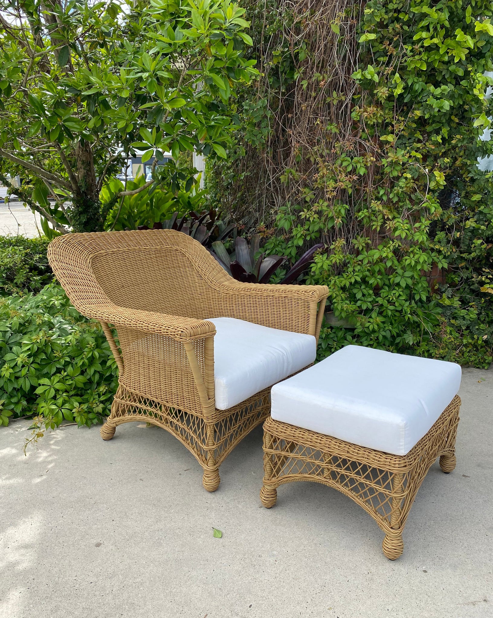 'Sidney' Outdoor Armchair