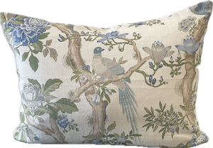 Magnolia Pretty Bird Cushion 45x60cm