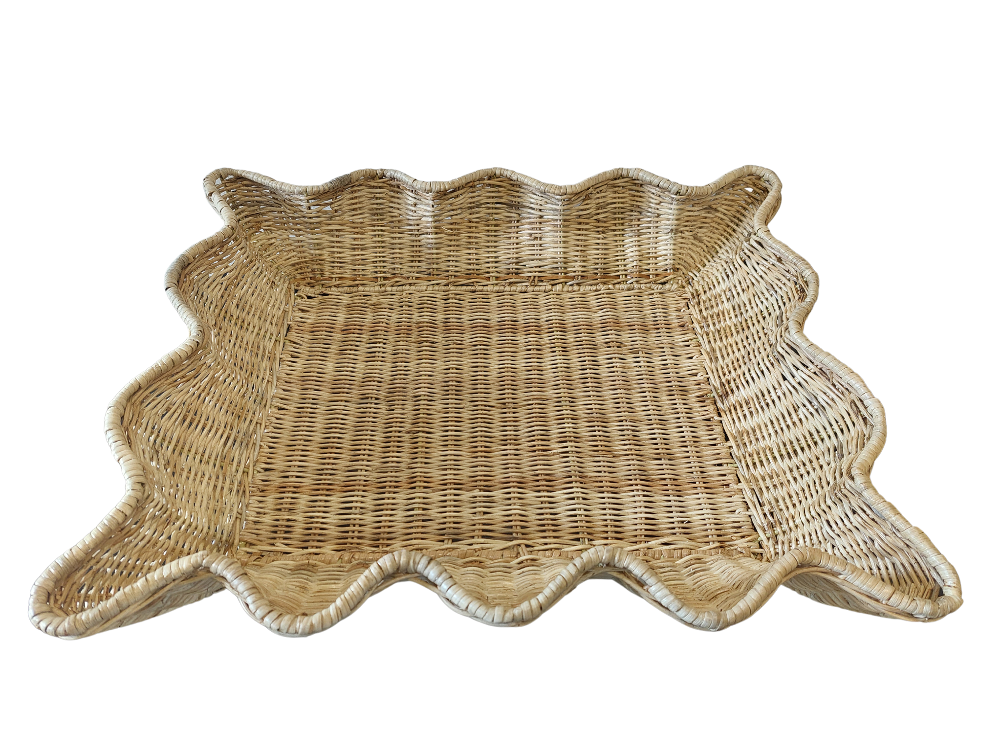 Sienna Scalloped Wicker Tray Medium